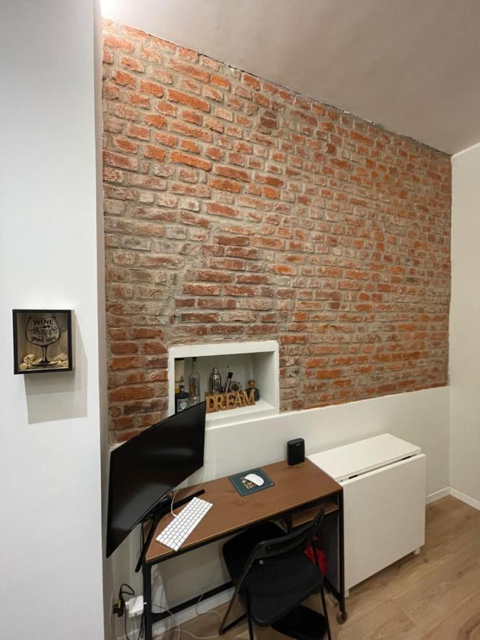Red Bricks - Porta Romana Milano Eksteriør billede